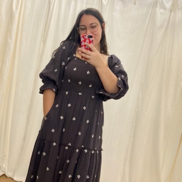 Sydney Dress || Midnight - Picture 3 of 4